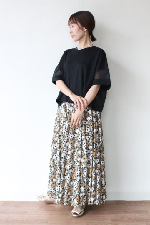 ロージー(ROSIEE)シアー切替えワイドTシャツ&ディニテコリエ(Dignite Collier)プリントギャザースカート~☆ 画像