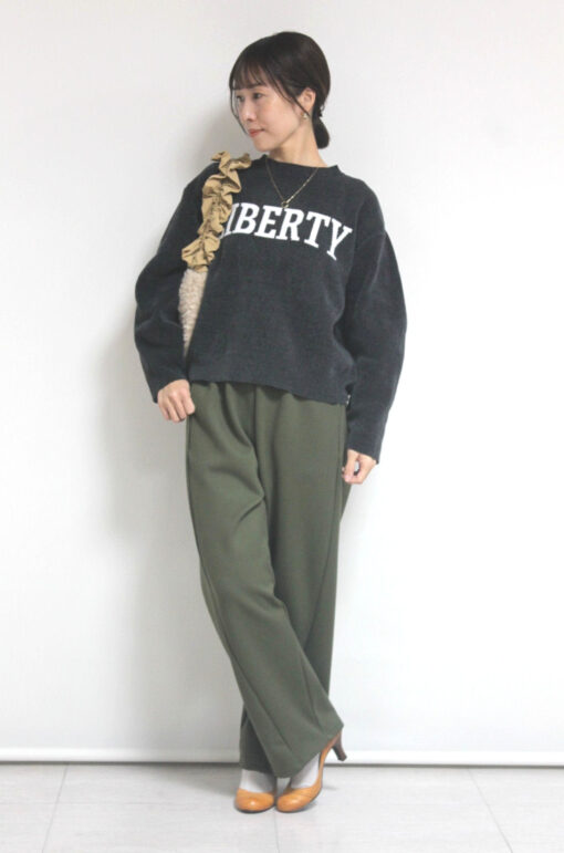 ディニテコリエ(Dignite Collier）ベロアモールロゴニット＆裏起毛スウェットパンツ～♪ 画像