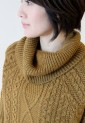 Yangany(ヤンガニー）オフタートル７分袖ケーブル編みセーター