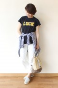 Le Melange（ル・メランジュ）LUCK刺繍Tシャツ／ネイビー