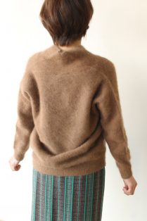 エスペラック 上質 フェレットの毛100% ふわふわ ニット エスペラック 上質 フェレットの毛100% ふわふわ ニット エスペラック