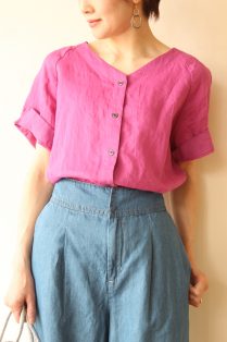 ノンブルアンペール（NOMBRE IMPAIR）リネンキャンパスVネックブラウス 