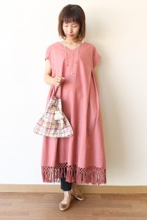 トラッゾドンナ(TORRAZZO DONNA) 裾フリンジワンピース／ オールドローズ - 6,072円 | 通販 | CREEKS