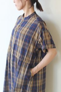 シャンブルドゥシャーム（chambre de charme）チェックシャツ