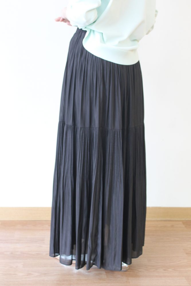 ディニテコリエ（Dignite Collier）ギャザーティアードスカート／ブラック - 14,300円 | 通販 | CREEKS