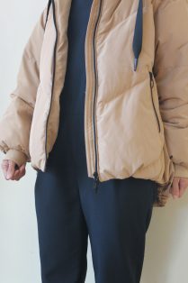 アヤン（ayane）フーデッドダウンコート／キャメル - 31,900円