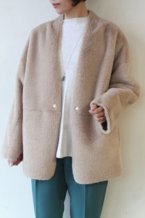 ソーノ（SONO）リバーシブルフェイクムートンショートコート／ベージュ