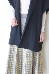 ディニテコリエ（Dignite Collier）ビッグスリーブレスジャケット