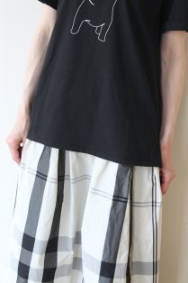 【未使用級】ROSIEE フレンチブルドッグ刺繍Tシャツ ロージー コットン 黒 未使用級】ROSIEE フレンチブルドッグ刺繍Tシャツ ロージー コットン