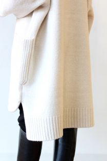 【新品未使用】ayane アヤン　フーデッドコート　コーディガン　試着のみ アヤンayaneスフレ糸フーデッドコート