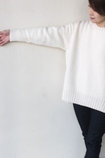 マカフィー(MACPHEE） ラムカシミヤクルーネックプルオーバー