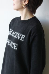 ディニテコリエ(Dignite Collier）ロゴニットプルオーバー／ブラック