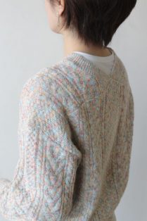 トラッゾドンナ(TORRAZZO DONNA) カラーネップファンシーヤーンニット