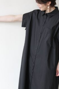 Dignite collier ブラック ロングワンピース 38 ディニテコリエ(Dignite Collier）ロングシャツワンピ／ブラック