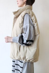 【cafune】 カフネ　リモンタ　ダウンベスト カフネ（CAFUNE）ダウンベスト／ベージュ - 29,700円 | 通販 | CREEKS