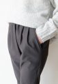 トロア（trois）ハイテンションストレッチ裏起毛パンツ／ダークグレー