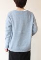 ノンブルアンペール（NOMBRE IMPAIR）ラクーンフォックスV ネックプルオーバー／サックス