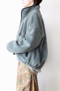 SALEアキアゴーラ トロア trois ブルゾン レディース