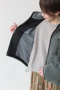 トロア（trois）ボアブルゾン／グレイ×ブラック - 22,330円
