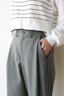 アンナケリー（Anna Kerry)カーブパンツ／カーキ - 15,180円