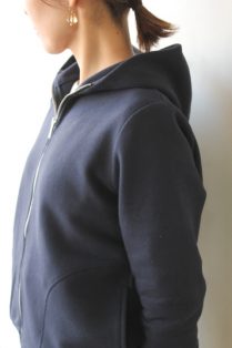 マリードール（MARIED'OR）ハイジップ裏毛コンパクトパーカー