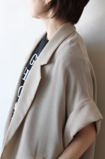 dignite collier 新品 メッシュ半袖ジャケット　ベージュ ディニテコリエ(Dignite Collier）メッシュ半袖ジャケット／ベージュ