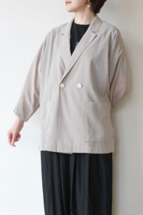 カフネ（CAFUNE）テーラードシアージャケット／ベージュ - 16,500円