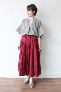 ディニテコリエ(Dignite Collier）3段プリーツスカート