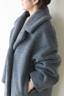 パシオーネ（PASSIONE）スライバーモッサロングコート