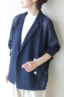 値下げ中新品[Dignite colier]デニテコリエドルマンシャツジャケット ディニテコリエ(Dignite Collier）ドルマンシャツジャケット