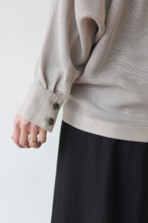 ディニテコリエ(Dignite Collier）ドルマンシャツジャケット／ベージュ