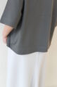 マリードール（MARIED'OR） 刺繍貼り付け5分袖クルーTシャツ／チャコール
