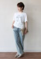 カフネ（CAFUNE）フロッキープリントロゴＴシャツ／アイボリー