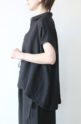 ディニテコリエ(Dignite Collier）バックギャザーブラウス／ブラック