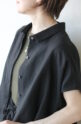 ディニテコリエ(Dignite Collier）バックギャザーブラウス／ブラック