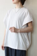 シロデラボンテ（siro de labonte）タックスリーブＴシャツ（ロゴなし）／エクリュ