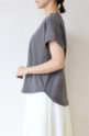 ディニテコリエ(Dignite Collier）木漏れ日Tシャツ／チャコール