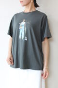 ロージー（ROSIEE）女の子柄プリントＴシャツ／チャコール