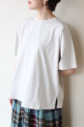 アンナケリー（Anna Kerry）同色星刺繍Ｔシャツ／グレージュ