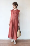 ディニテコリエ(Dignite Collier）ウエストタックフレアワンピース／テラコッタ