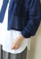 ディニテコリエ(Dignite Collier）ショート丈シアーデニムシャツ／ネイビー