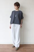 ディニテコリエ(Dignite Collier）切替ワイドプルオーバー／チャコール