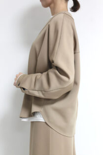 カフネ（CAFUNE）ダブルニットVネックカーディガン／キャメル