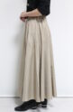ブランコイブリロ（blanco y brillo）タフタフレアスカート／ベージュ