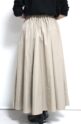 ブランコイブリロ（blanco y brillo）タフタフレアスカート／ベージュ