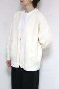 ディニテコリエ(Dignite Collier)ジップニットカーディガン/オフホワイト