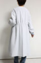 ディニテコリエ(Dignite Collier）ロング丈ドローストリングコート／ペールブルー