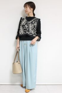 再々入荷】ディニテコリエ(Dignite Collier）レースベスト／ブラック