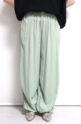 ディニテコリエ（Dignite collier）テンセルバイオパンツ／グリーン