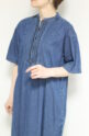 ノンブルアンペール（NOMBRE IMPAIR）ねじりピンタックデニムスキッパーワンピース／コン